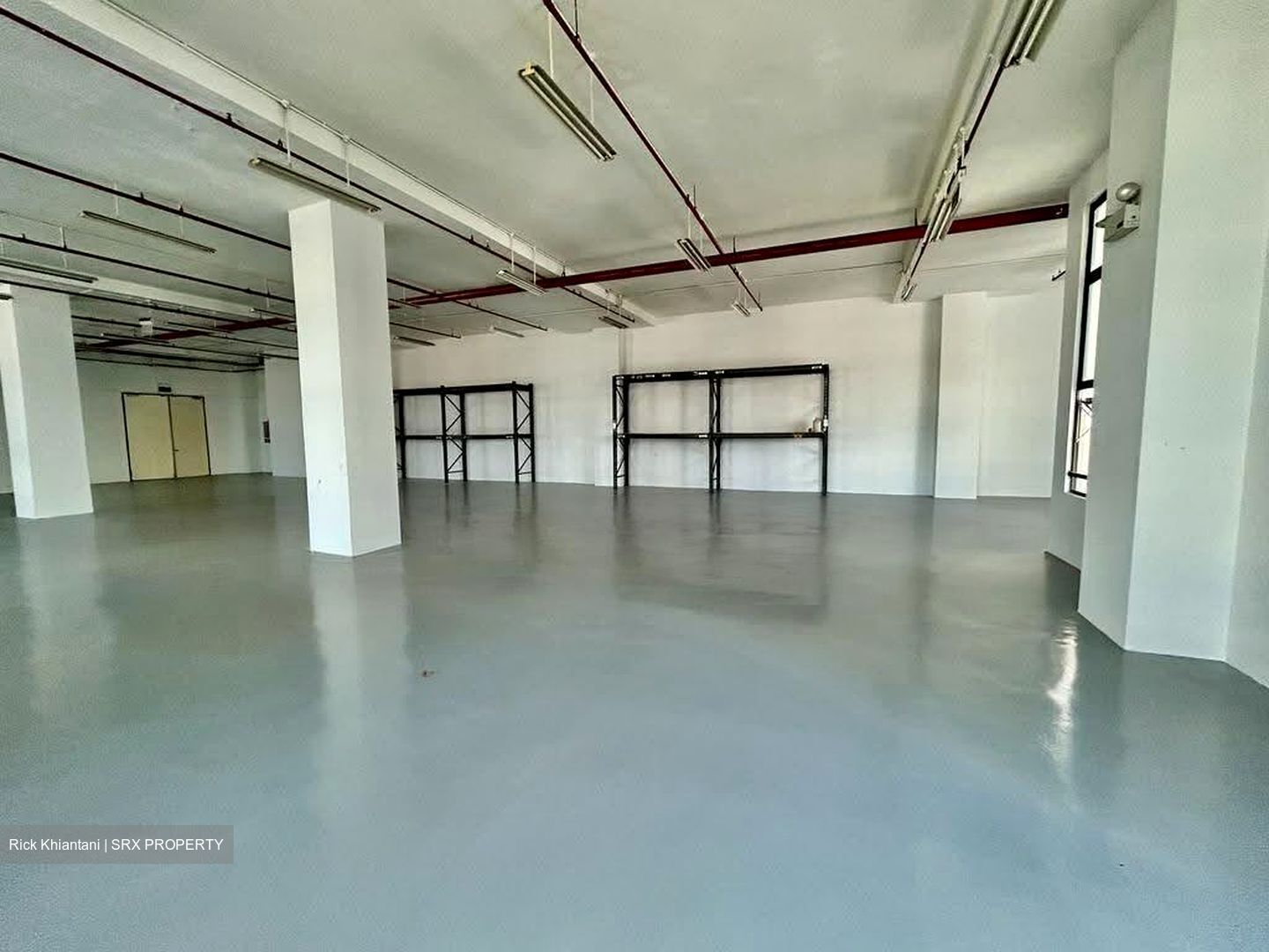 Csi Distribution Centre (D19), Factory #610492611